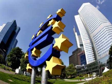البنوك الأوروبية تتجاهل خفض الأصول بعد أن تسلمت قرض «المركزى»