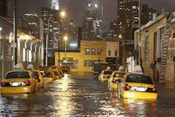 سفير مصر بواشنطن: لا توجد وفيات بين المصريين جراء إعصار ساندي