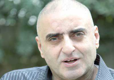 «اتحاد الكرة» يرهن عودة النشاط الكروى بنجاح «نهائى أفريقيا»