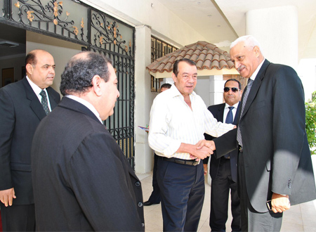 محافظ مطروح الجديد يشكل لجنة فنية لحصر المتضررين الحقيقيين من حريق سوق ليبيا