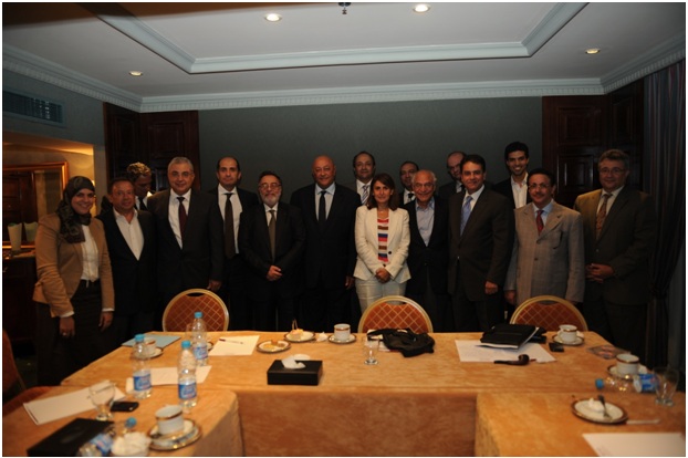 د.فاروق الباز يطلق الموقع الرسمى لمؤسسة محاور التنمية