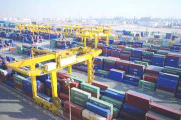 وزير الصناعة: الصادرات المصرية تحقق أول زيادة لها منذ 6 أشهر