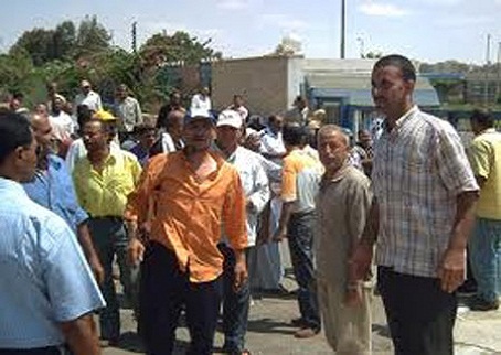 اشتعال أزمة إضراب عمال ميناء السخنة ومخاوف من دخوله القائمة السوداء الدولية