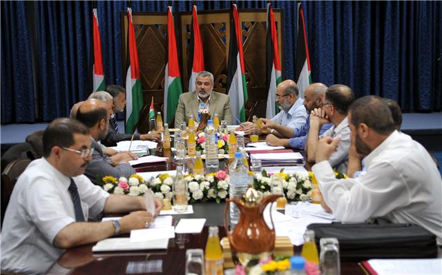 حكومة غزة تطلق مشروعا لإحلال وتجديد السيارات