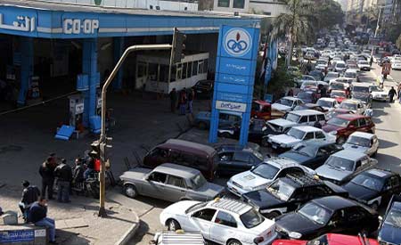 مطالب بضخ كميات إضافية من المشتقات البترولية لتجنب الأزمات خلال «العيد»