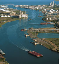 زيادة الإنتاج فى أمريكا الشمالية تغير خارطة تجارة البترول عالمياً