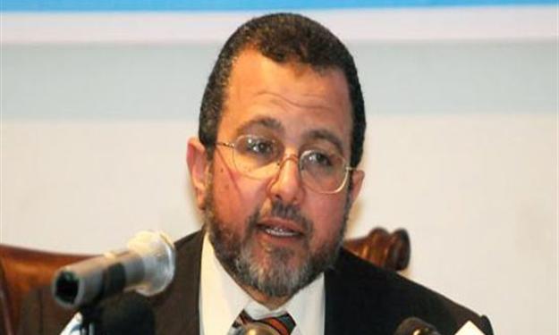 قنديل : تكليف استشارى عالمى بتطوير شركة الحديد والصلب