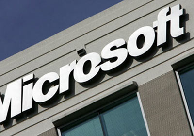 “مايكروسوفت” تبيع 40 مليون نسخة من نظامها التشغيلي الجديد “ويندوز 8” خلال شهر من الاطلاق