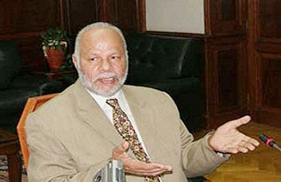 وزير الرى: ترعة السلام ستكون جاهزة لرى 400 ألف فدان فى سيناء بنهاية 2015