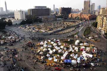 المتظاهرون يتوافدون على التحرير في مليونية “للثورة شعب يحميها”