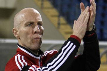 برادلي ينفي مقاضاة اتحاد الكرة