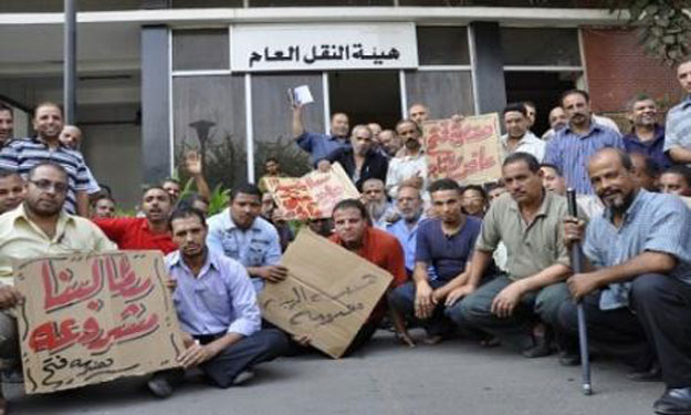 النقل العام يصرف 2% من حافز الايراد للعمال بدءا من يناير 2013