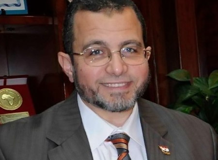 قنديل يبحث خريطة المشروعات الاستثمارية مع وزراء المالية والصناعة والتخطيط والاستثمار