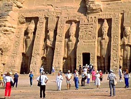 مصر تحتل المركز الرابع عالمياً في جذب السياح الاسكندينافيين