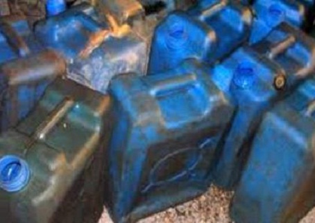 ضبط 839 ألف لتر بنزين وسولار و936 إسطوانة بوتاجاز قبل بيعهم بالسوق السوداء