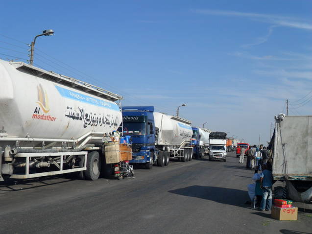 ازمة فى مصانع السيراميك و الزجاج بسبب صعوبة نقل الخامات من سيناء