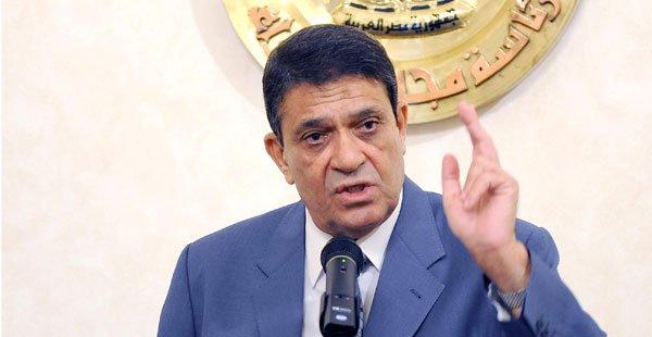 التنمية المحلية توفر 112 مليون جنيه لدعم منظومة النظافة في 11 محافظة