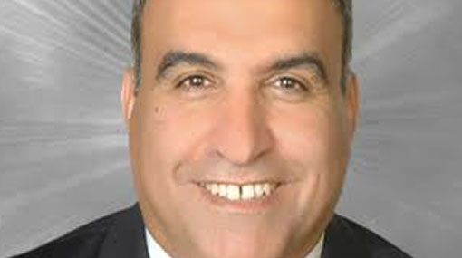 عادل رحومة: تأخر إعداد الدستور وغياب البرلمان يؤجلان تدفق الاستثمارات