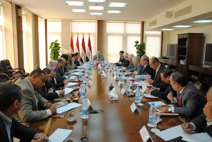 تأجيل خصم مستحقات الضرائب علي المؤسسات الصحفية من طباعة الكتاب المدرسي لمدة 3 اشهر