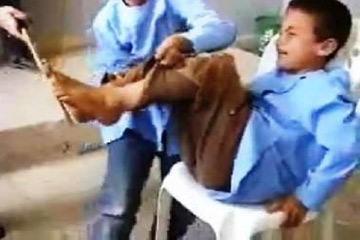 الإفتاء: الضرب المبرح للتلاميذ بالمدارس حرام..وفاعله آثم