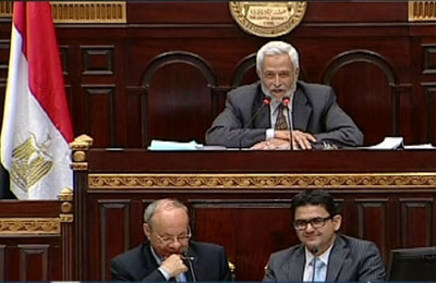 اسلاميون يتحفظون على المادة الثانية من الدستور و قيادي سلفى يحذر من ” المد الشيعي ”