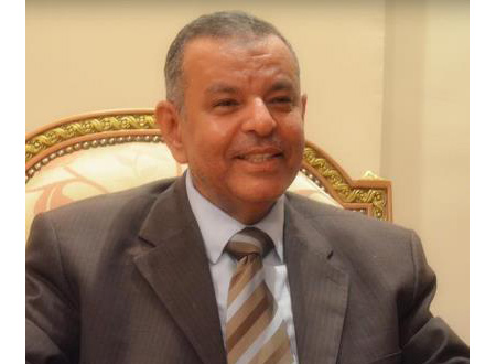 مستثمرى  المنيا تفاوض  المحافظة  لتخصيص  30 فدان  لاقامة منطقة معارض