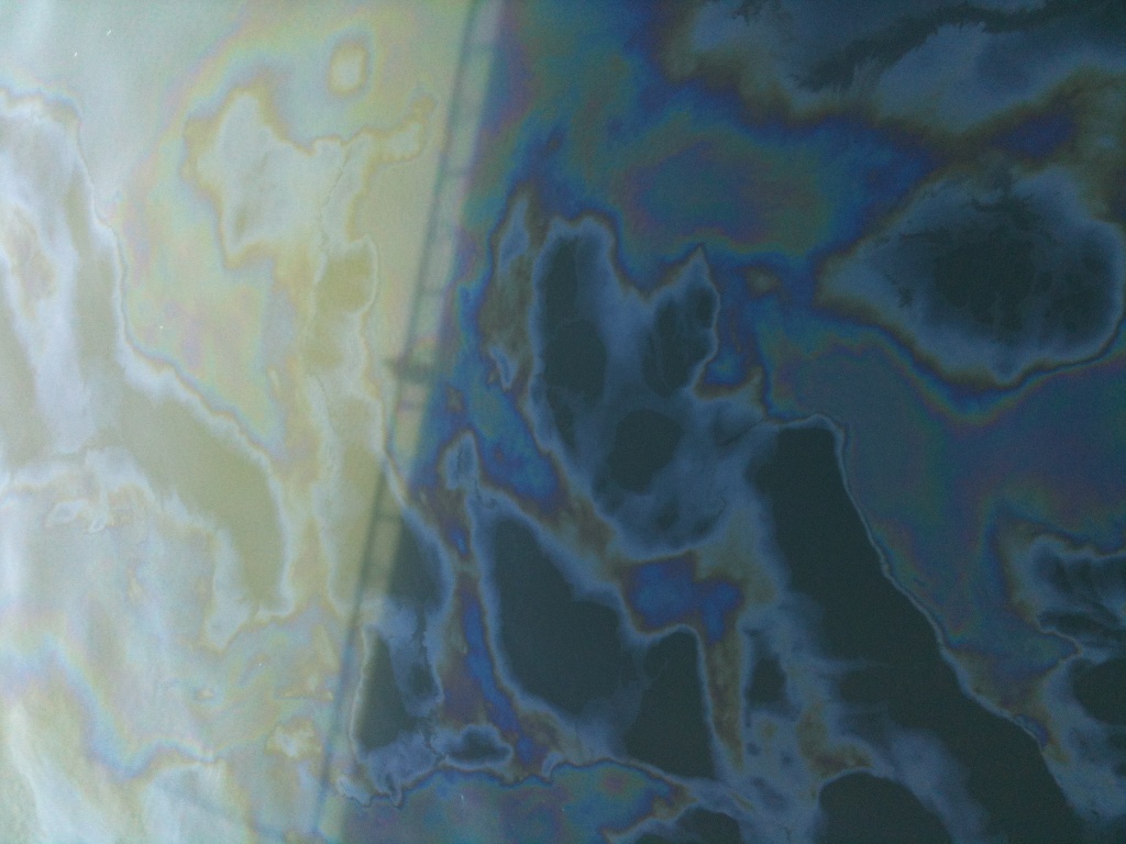 إيقاف ضخ مياة الشرب بالحوامدية لوصول بقعة السولار إليها