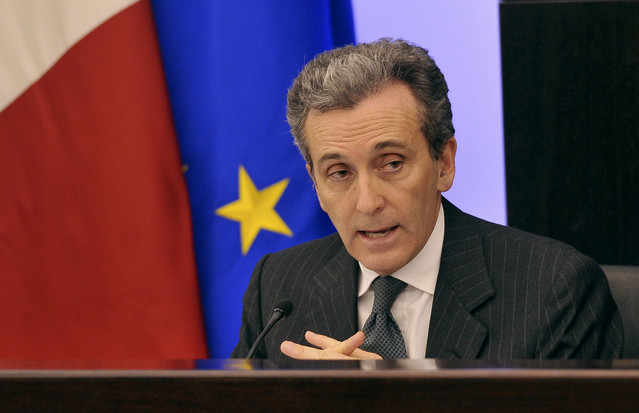 إيطاليا تحصل على 10 مليارات دولار من بيع ثلاث شركات