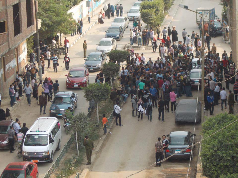 تكثيف الخدمات الأمنية أمام مسكن الرئيس بالشرقية