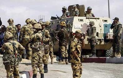 رويترز : الجيش لا يطمح لتولي السلطة