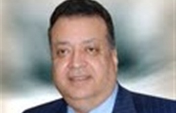 قنديل يستجيب لمطالب جمعية مستثمرى مصانع الغاز بتطبيق نظام الكوبونات