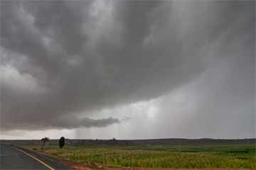 الارصاد: استمرار تكاثر السحب على شمال وشرق البلاد