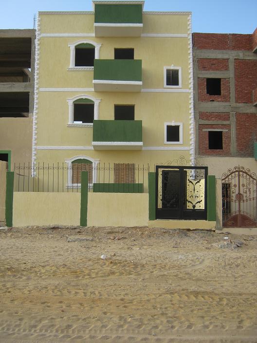 مستفيدو ” ابنى بيتك” يتقدمون ببلاغ للنائب العام ضد وفيق والبرادعى والمغربى