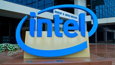 8 طلاب مصريين يشاركون بمسابقة ” انتل ” للعلوم بالعالم العربى ..و100 متسابق يتنافسون على 70 مشروع