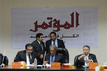 ” المؤتمر” يستمر في الاعتصام و”الانقاذ الوطني” يرفض الاستفتاء