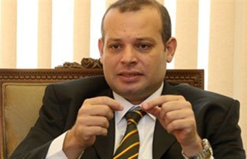 وزير الصناعة والتجارة الخارجية يطلق مشروع “تمكين” لتشغيل الشباب