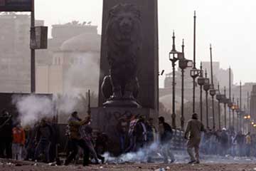 الصحة : حالتا وفاة جديدتين بالقاهرة جراء اشتباكات التحرير