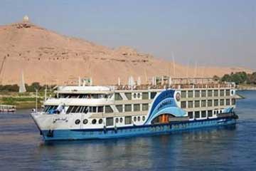 الصحة: 5 مصابين في حادث الباخرة النيلية بـ “أسوان”