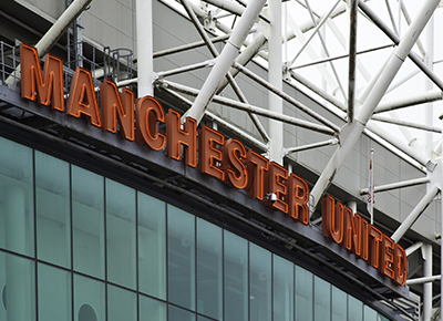قيمة مانشستر يونايتد تتجاوز 3 مليار دولار
