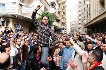 المئات يتظاهرون بالإسكندرية في الذكرى الثانية لجمعة الغضب