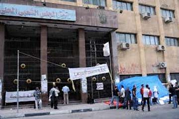 ضبط 19 من المعتدين على المجلس المحلى بالإسكندرية