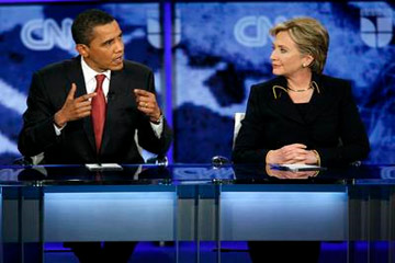 أوباما يشيد بكلينتون في مقابلة تلفزيونية مشتركة