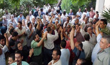 اعتصام عمال المساهمة للقطن لرفض قرار القابضة للغزل بنقل رئيس الشركة