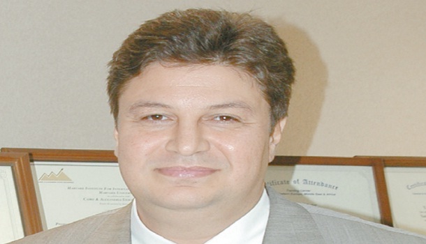 طارق فهمي، الرئيس التنفيذي لشركة التوفيق للتأجير التمويلي