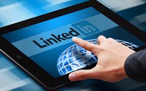 “لينكد إن” توقف خدمة “طرح الأسئلة” نهاية يناير الجاري