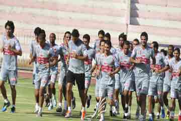 بعثة الزمالك تغادر للإمارات..والشناوي يجري جراحة الغضروف الخميس