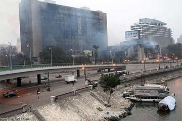 وزير الاثار يطلب من قنديل تسلم أرض الحزب الوطني بالتحرير