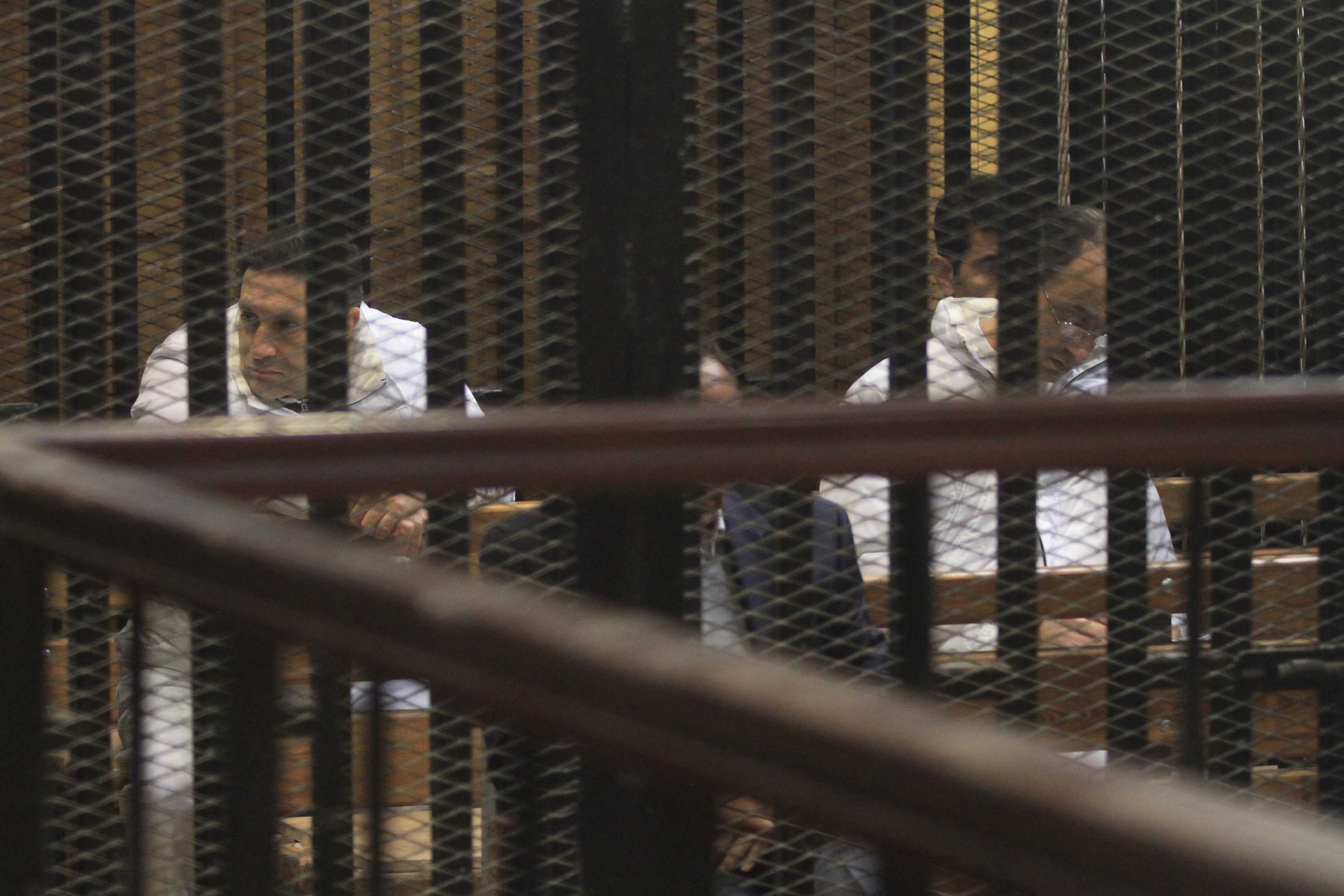 قضية التلاعب بالبورصة المتهم فيها علاء وجمال مبارك واخريين