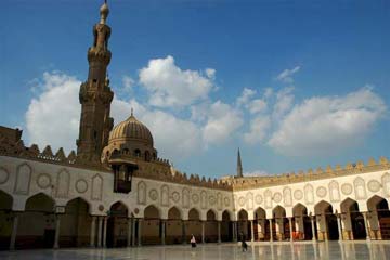 “إستقلال الأزهر” تطلق مبادرة “وإنك لعلى خلق عظيم” بالمولد النبوي