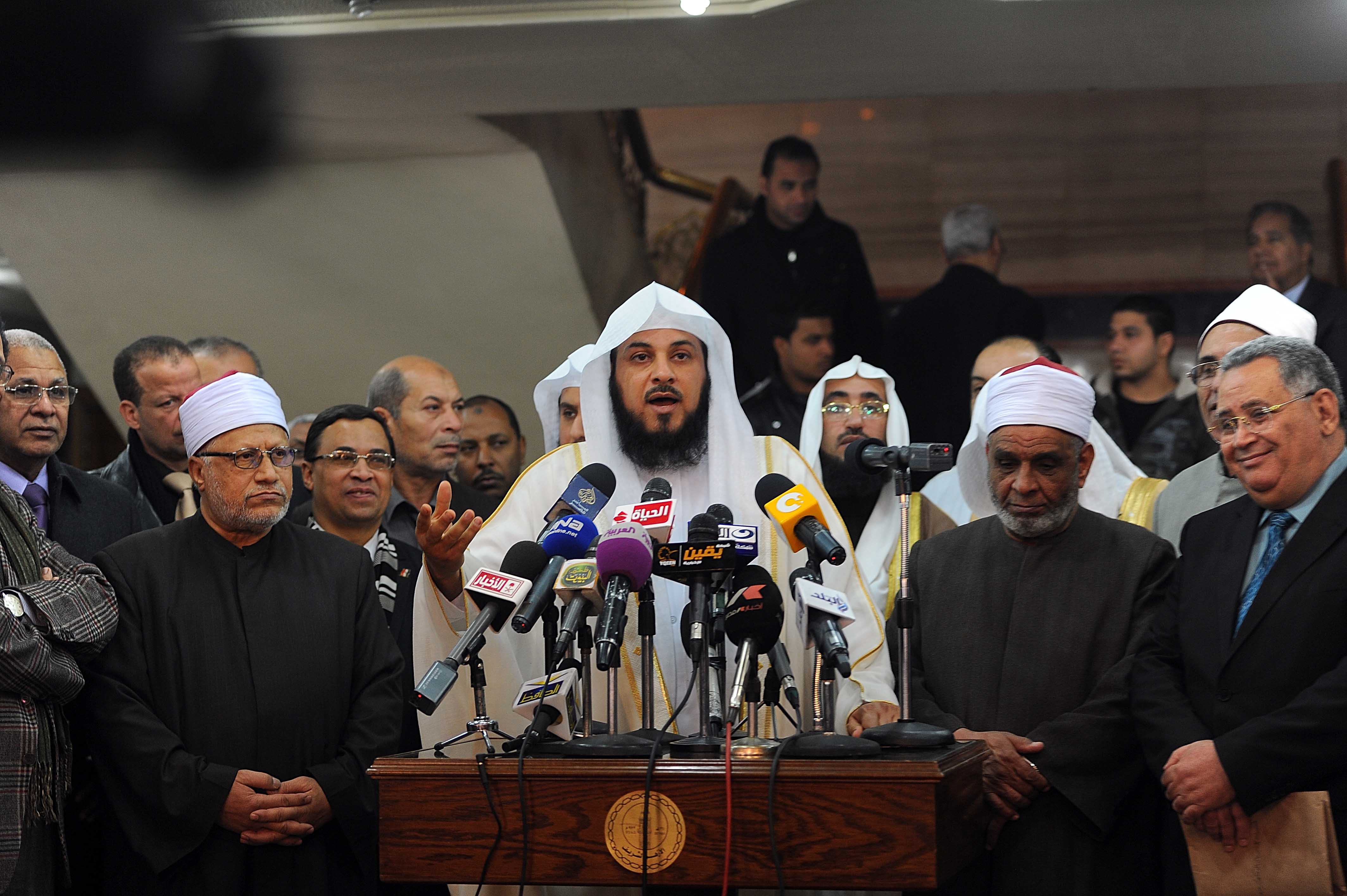 محمد العريفى يلتقى بشيخ الأزهر